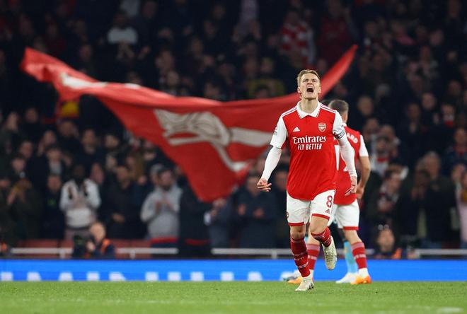 试锋芒的校 试锋芒的校