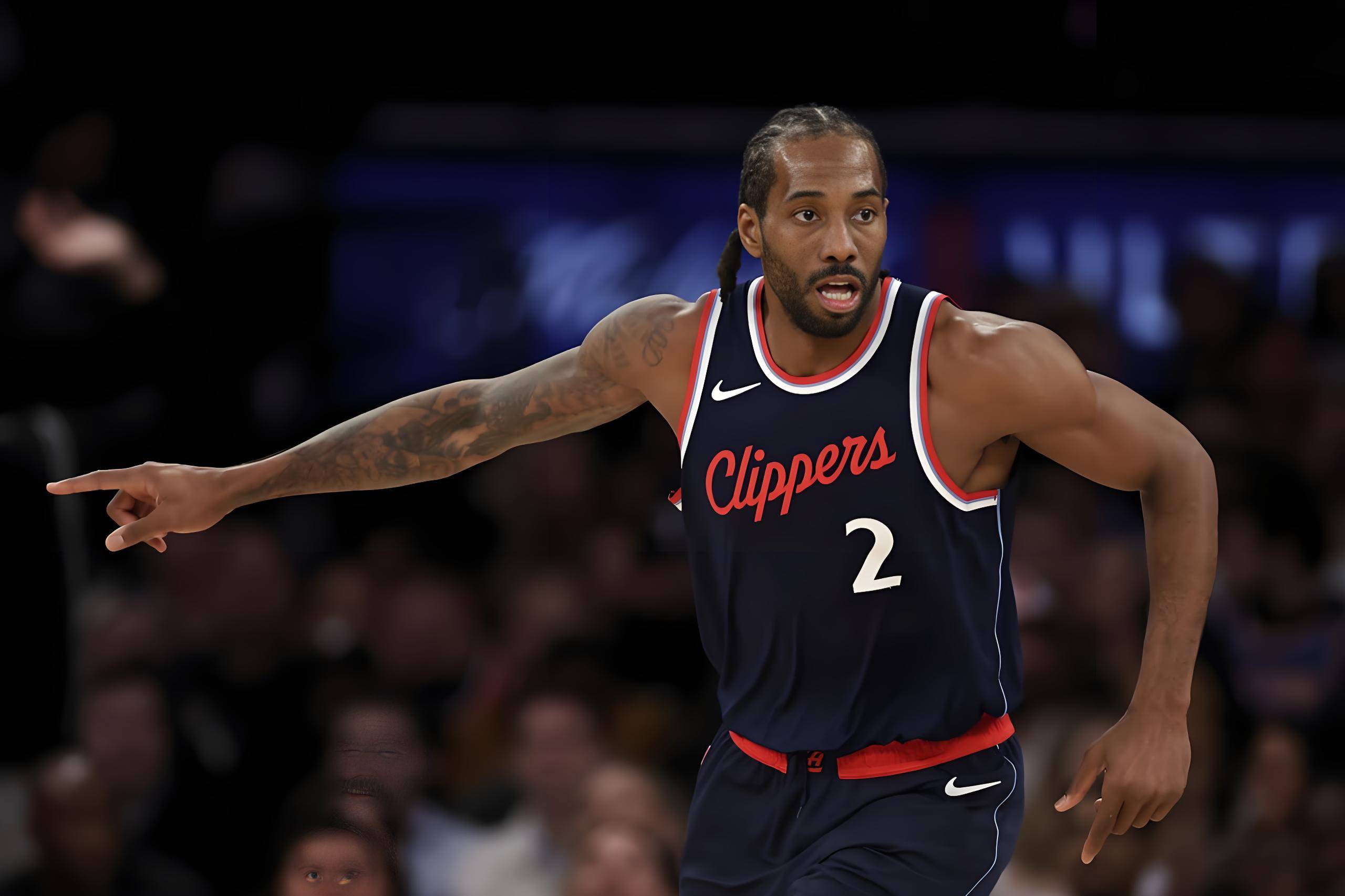 西蒙斯半场 西蒙斯半场